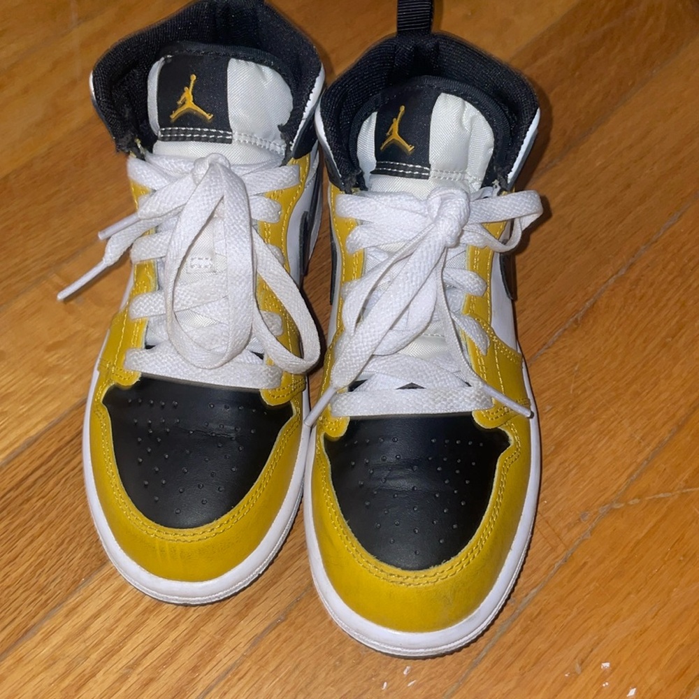 Jordan Air Jordan 1 Mid